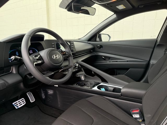 New 2026 Hyundai Elantra SEL Sport Premium FWD image 4