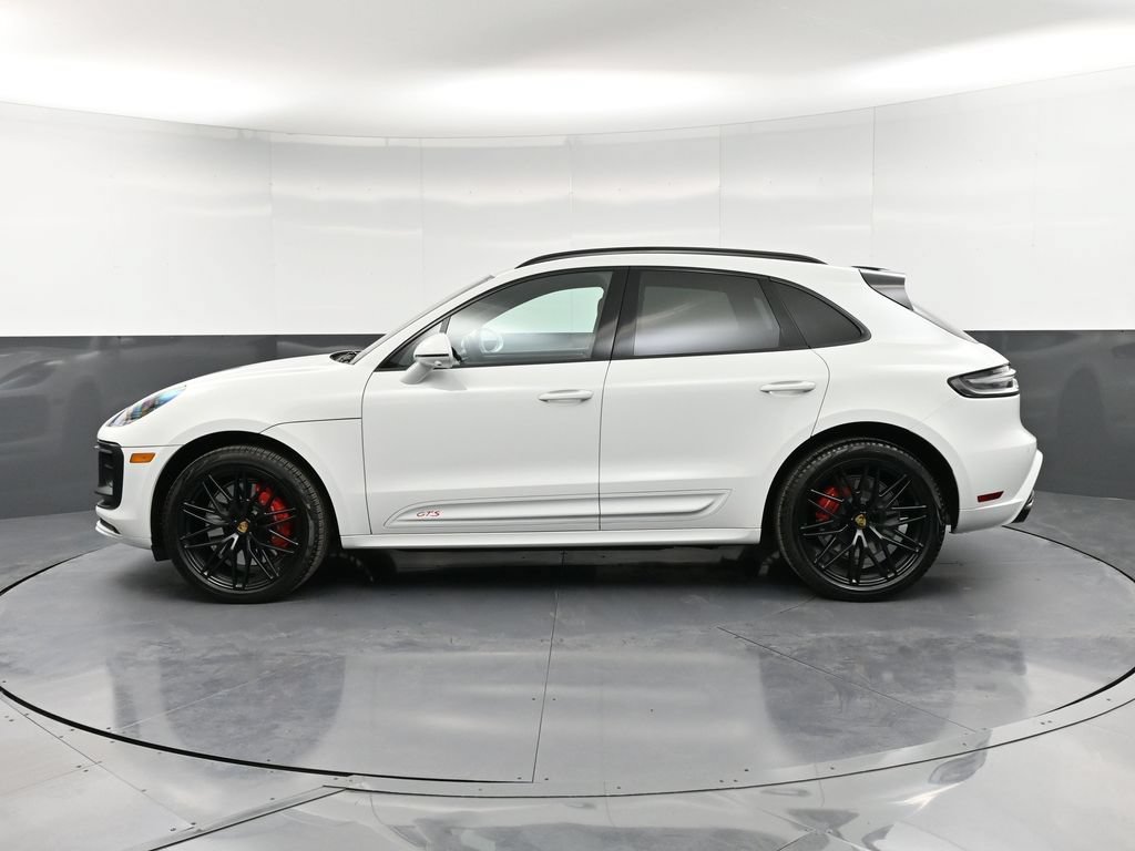 Certified 2025 Porsche Macan GTS AWD/4WD image 2