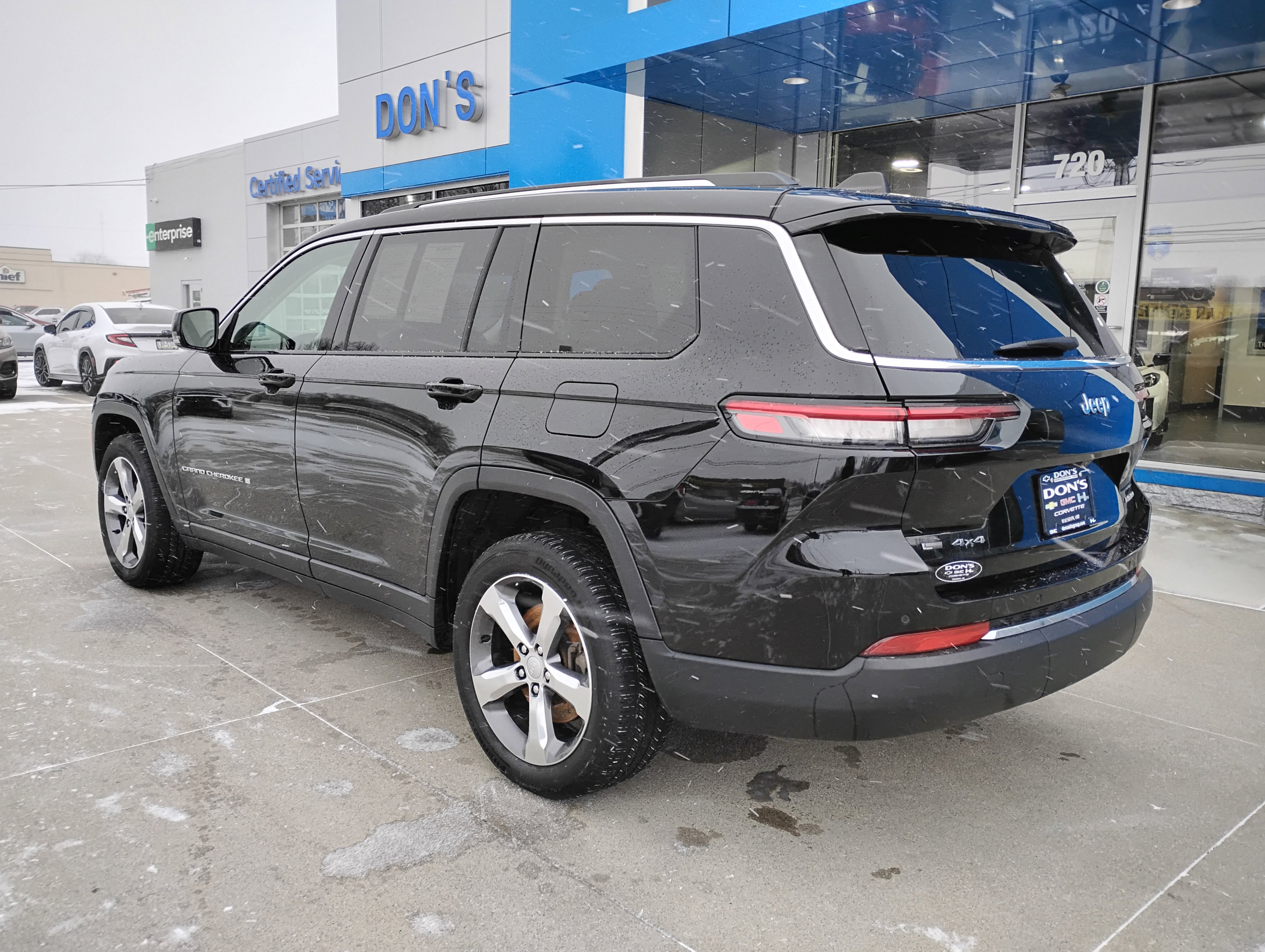 Used 2021 Jeep Grand Cherokee L Limited image 2