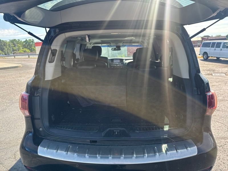 Used 2017 INFINITI QX80 4WD image 9