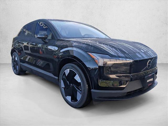 New 2026 Volvo EX30 Plus w/ Protection Package image 8