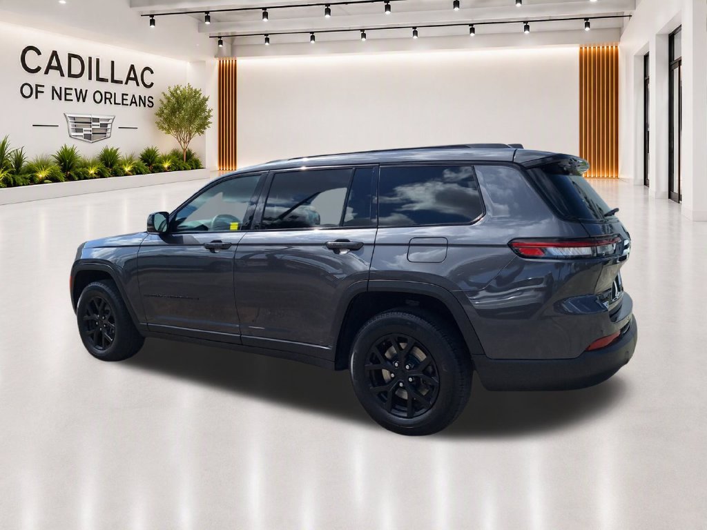 Used 2024 Jeep Grand Cherokee L Laredo AWD/4WD image 5