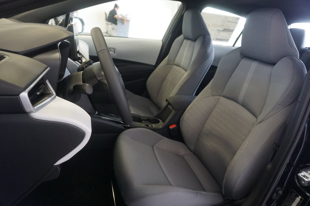 New 2026 Toyota Corolla SE FWD image 18