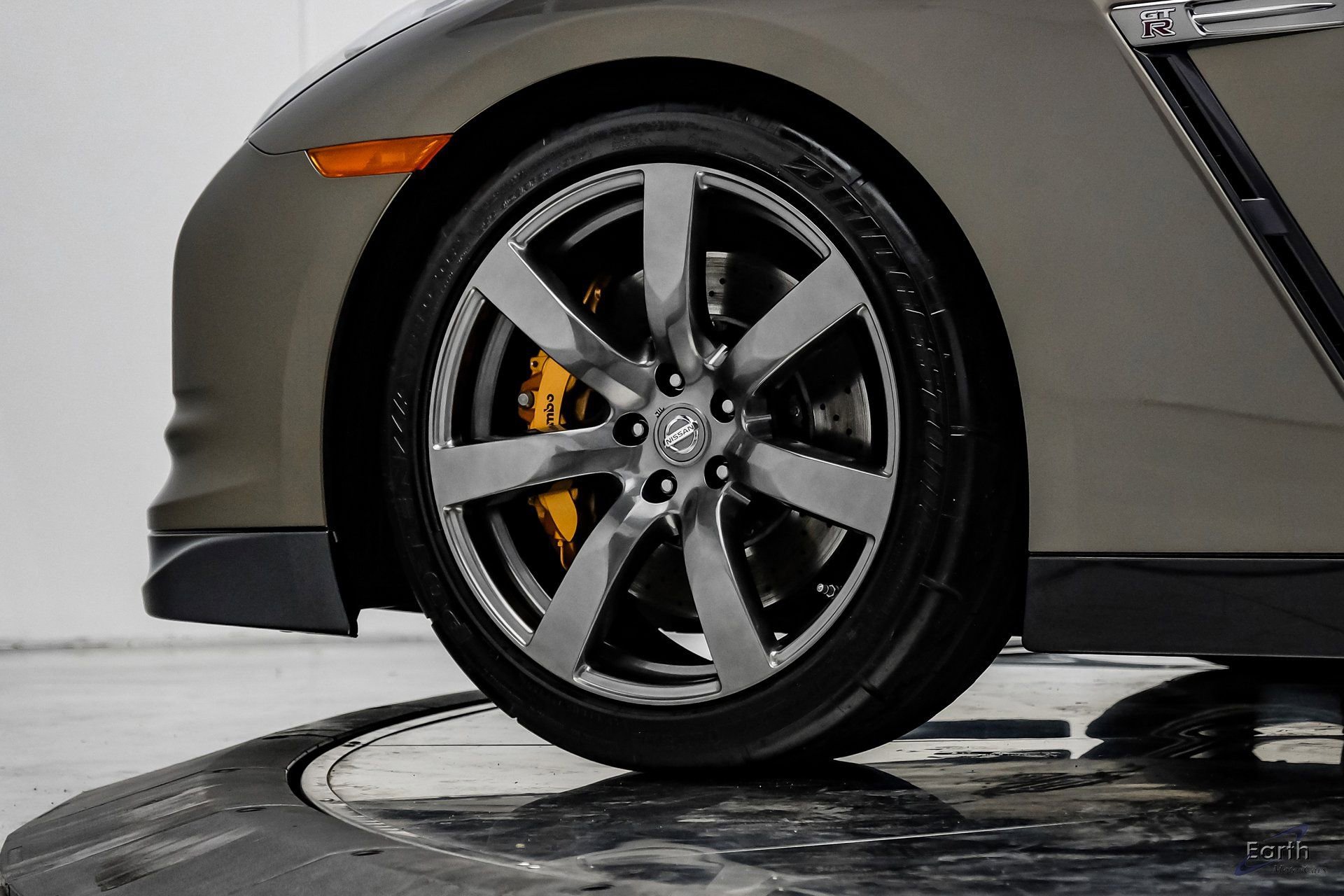 Used 2009 Nissan GT-R Premium image 98