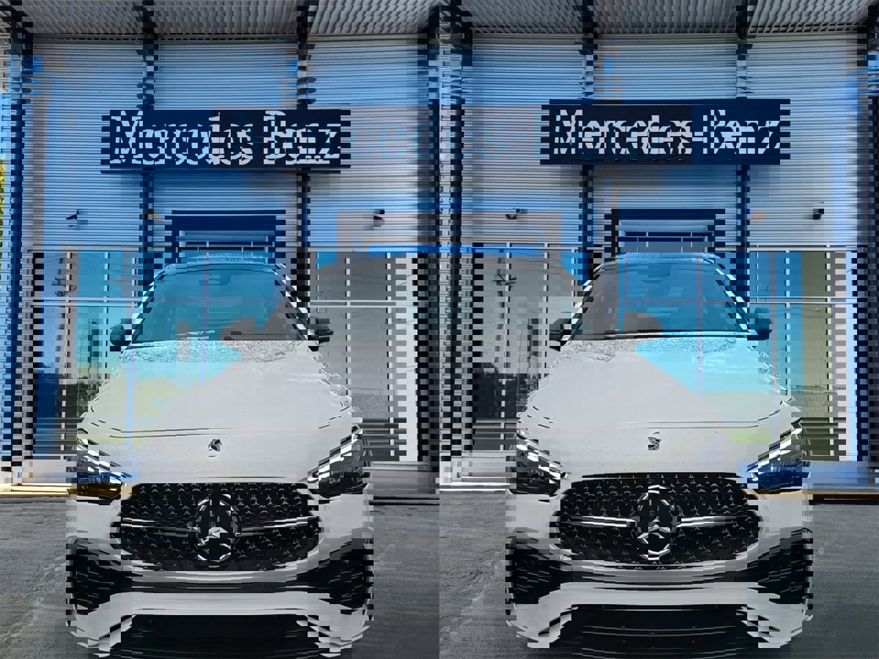 New 2026 Mercedes-Benz CLE 300 4MATIC Coupe image 2
