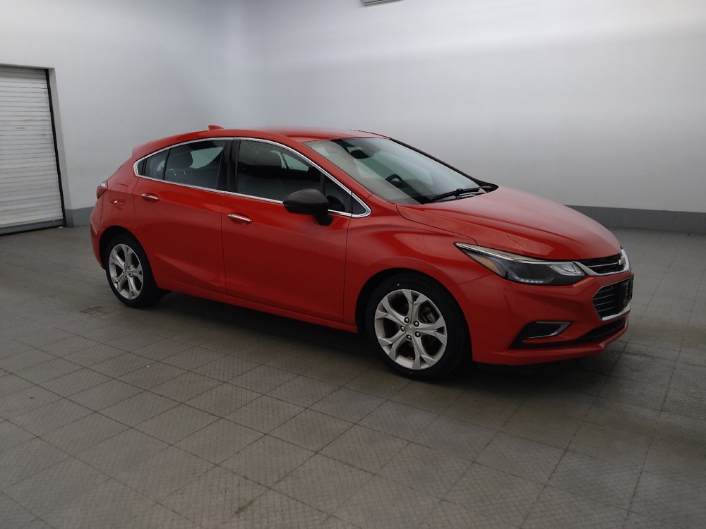 Used 2018 Chevrolet Cruze Premier FWD image 11