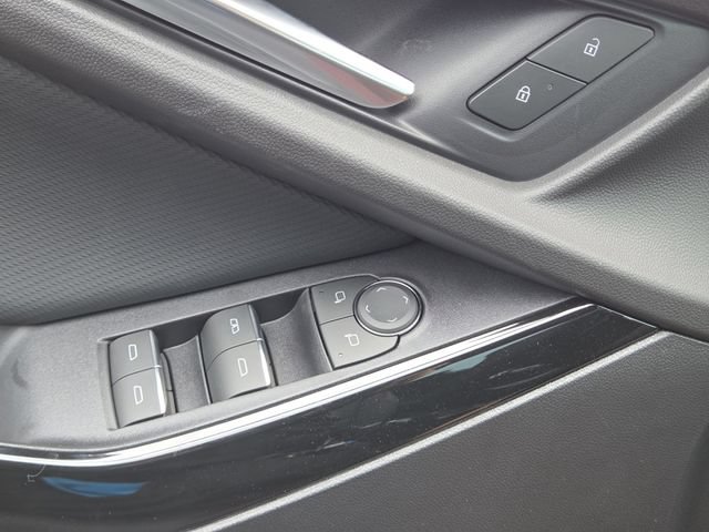 New 2027 Chevrolet Equinox RS w/ Safety and Technology Package FWD image 25