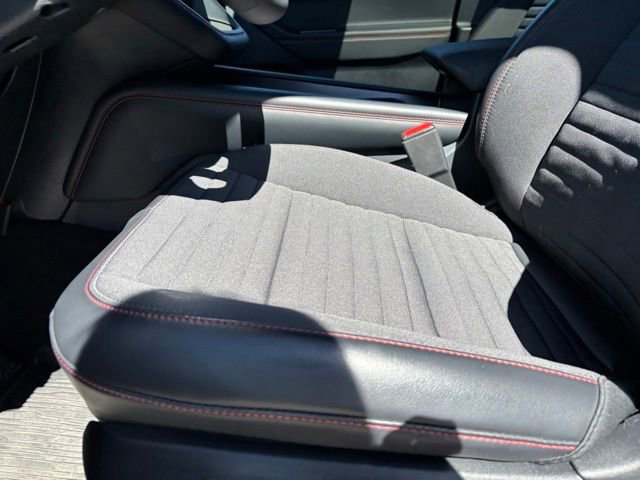 New 2026 Ford Explorer ST-Line w/ ST-Line Street Pack image 14