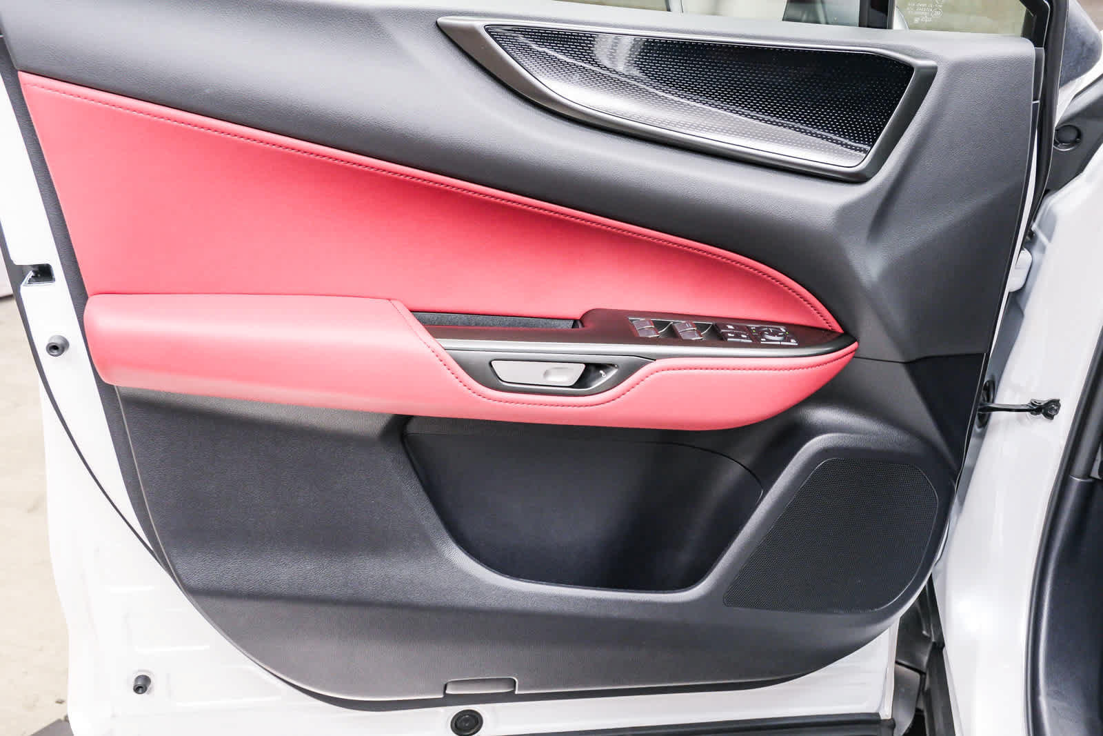 Used 2025 Lexus NX 250 FWD image 26