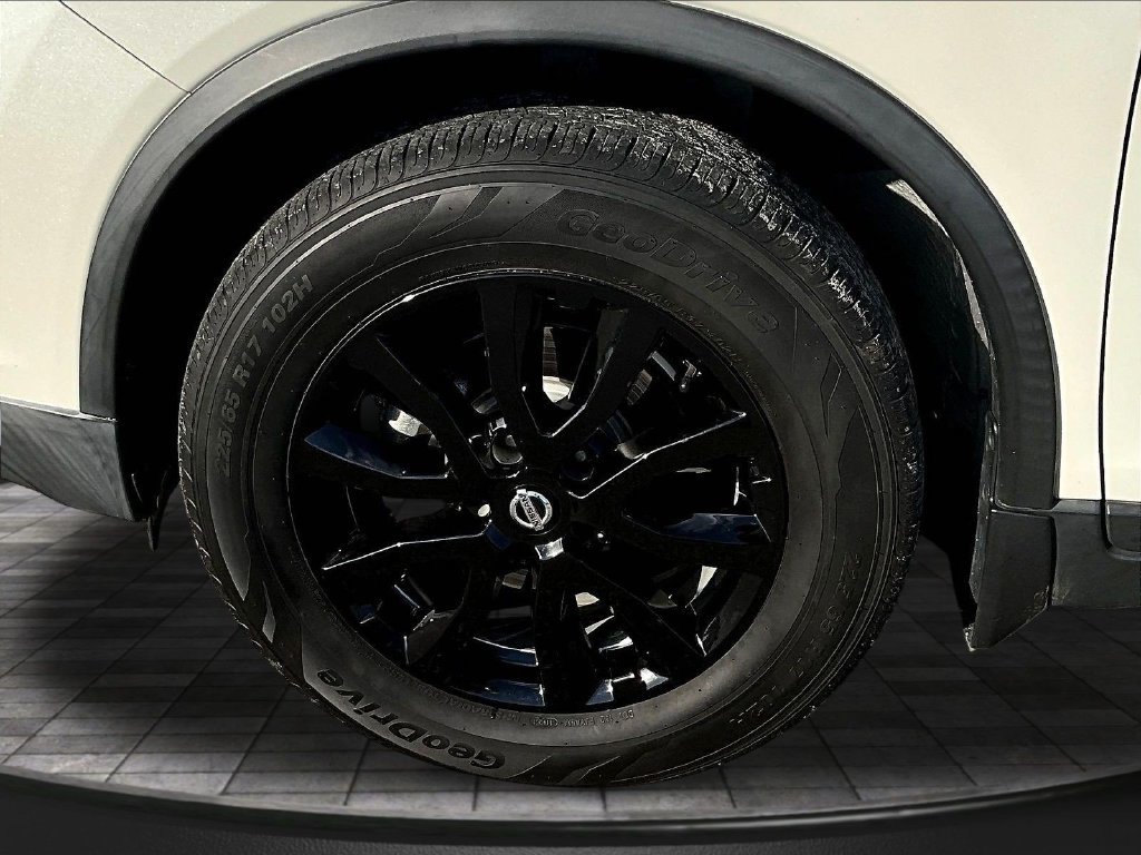 Used 2020 Nissan Rogue SV AWD/4WD image 37