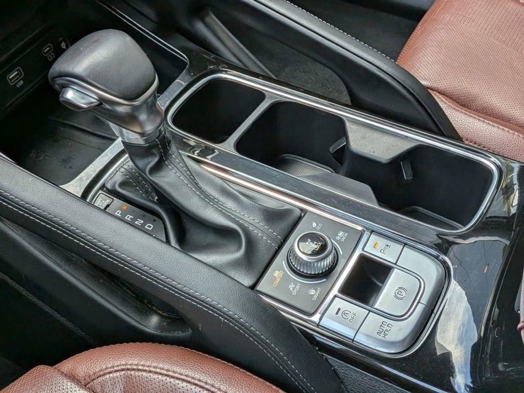 Certified 2023 Kia Telluride EX w/ EX Captain's Chair Package image 19