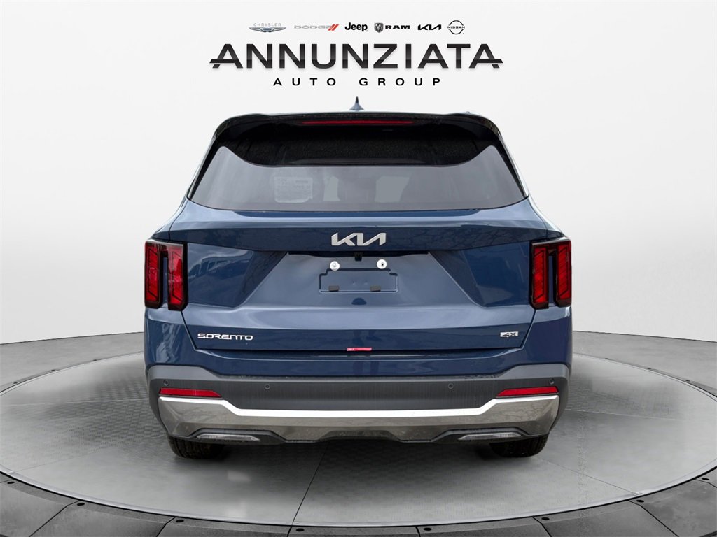 New 2025 Kia Sorento S w/ Panoramic Sunroof Package image 4
