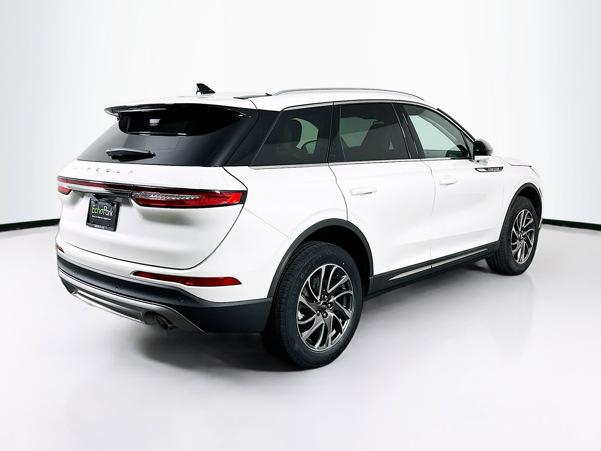 Used 2022 Lincoln Corsair AWD w/ Equipment Group 101A image 9