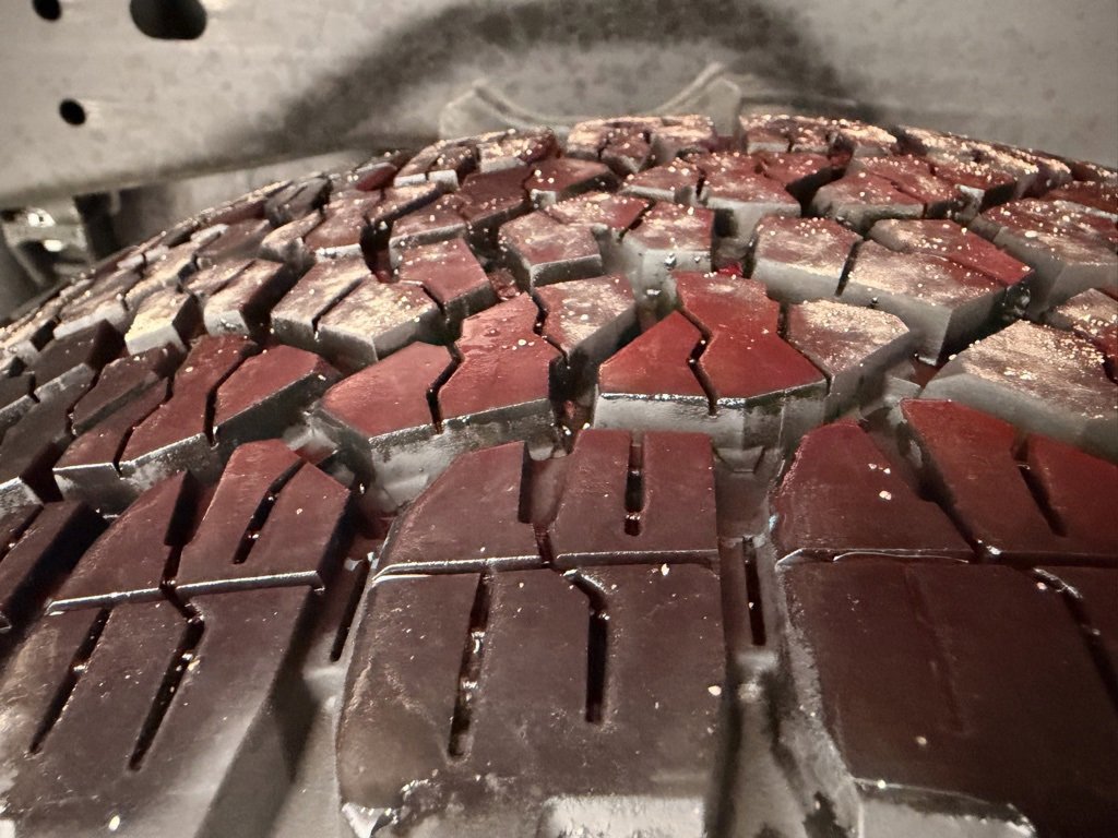 Used 2025 Chevrolet Silverado 2500 LT image 16