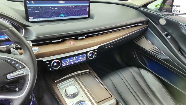 Used 2024 Genesis G80 image 44