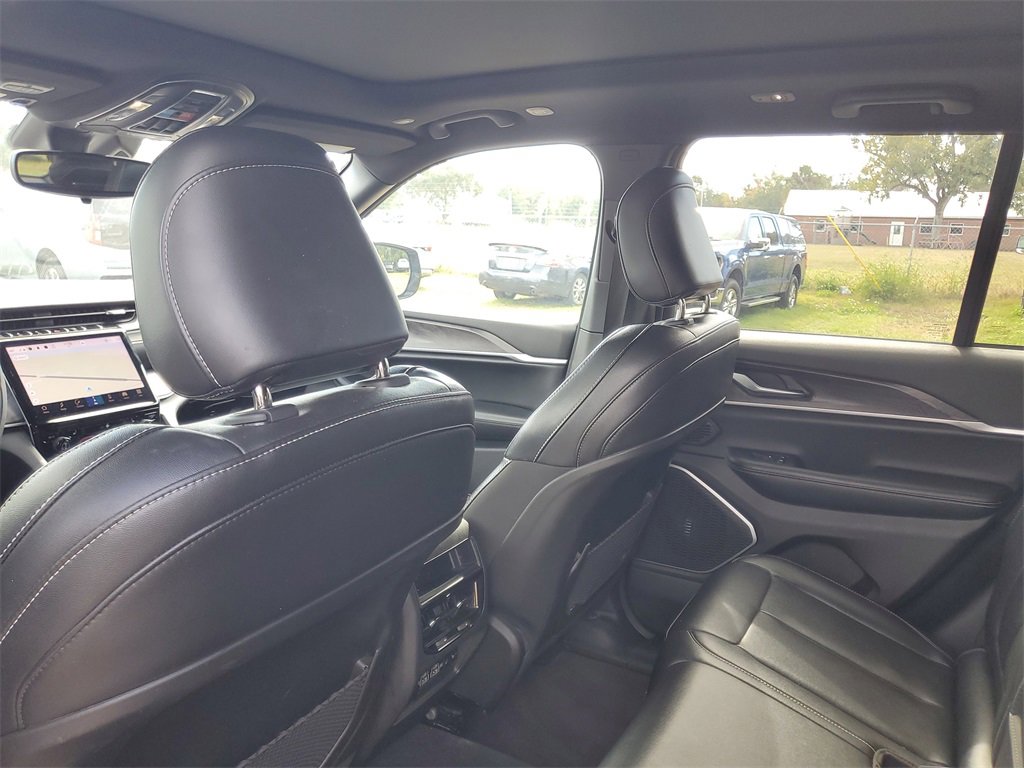 Used 2024 Jeep Grand Cherokee Limited 4xe image 29