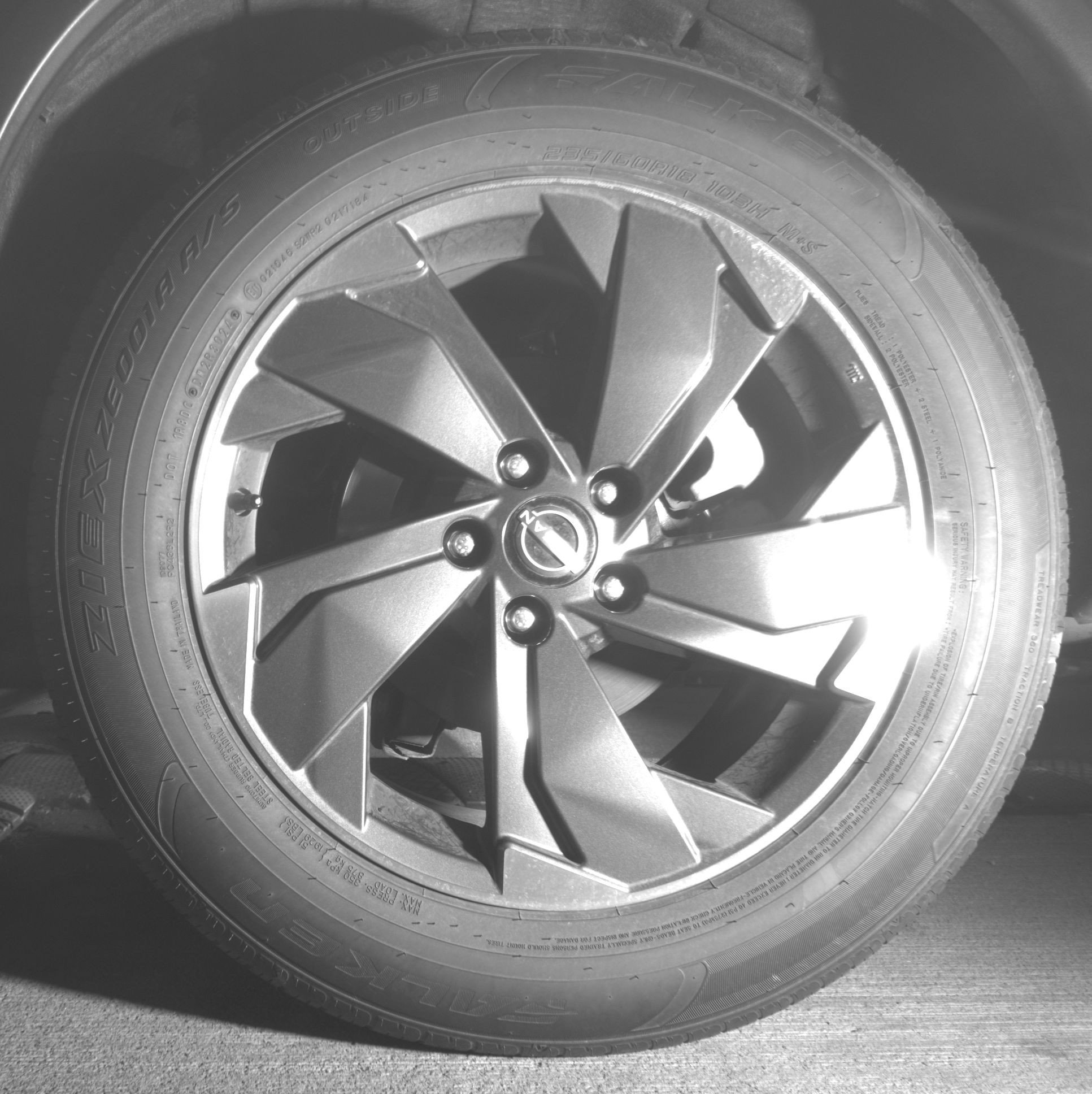 Used 2025 Nissan Rogue SV image 14