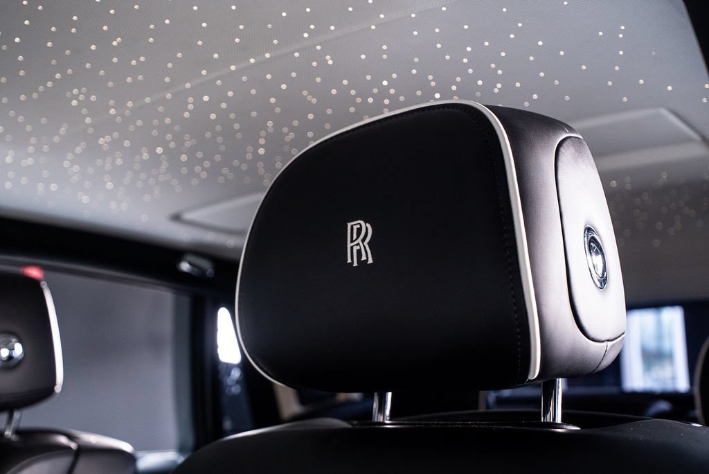 Used 2019 Rolls-Royce Phantom Sedan RWD image 33