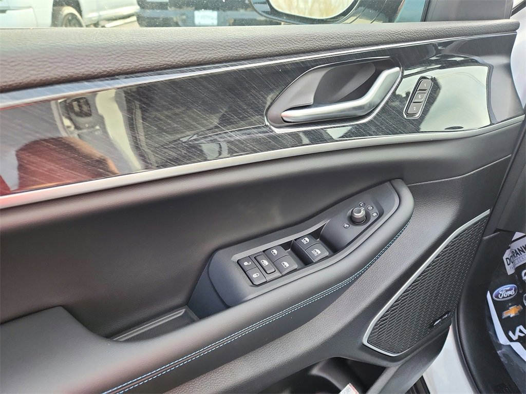 New 2024 Jeep Grand Cherokee Trailhawk image 20