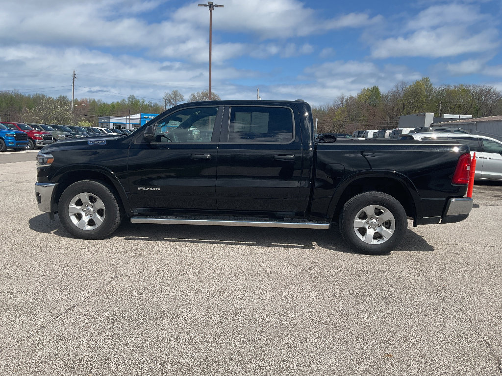 Used 2025 RAM 1500 Big Horn AWD/4WD image 4