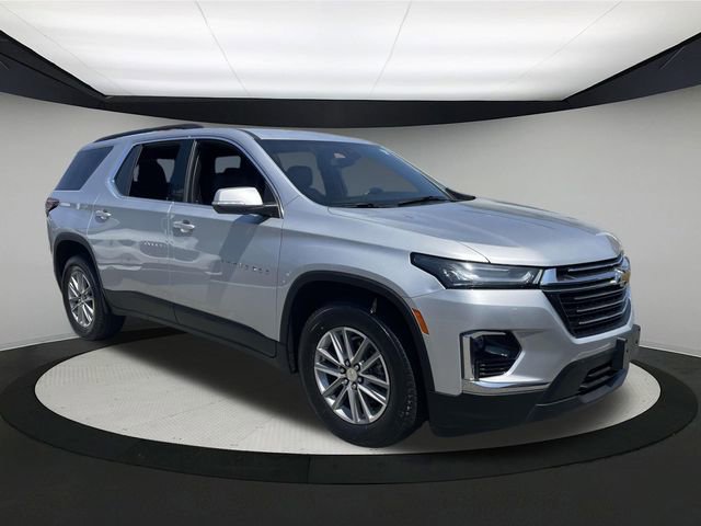 Used 2022 Chevrolet Traverse LT image 4
