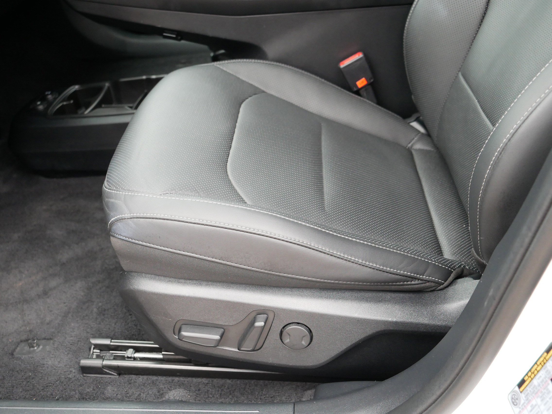 Certified 2024 Kia EV6 Wind w/ Wind Technology Package AWD/4WD image 20