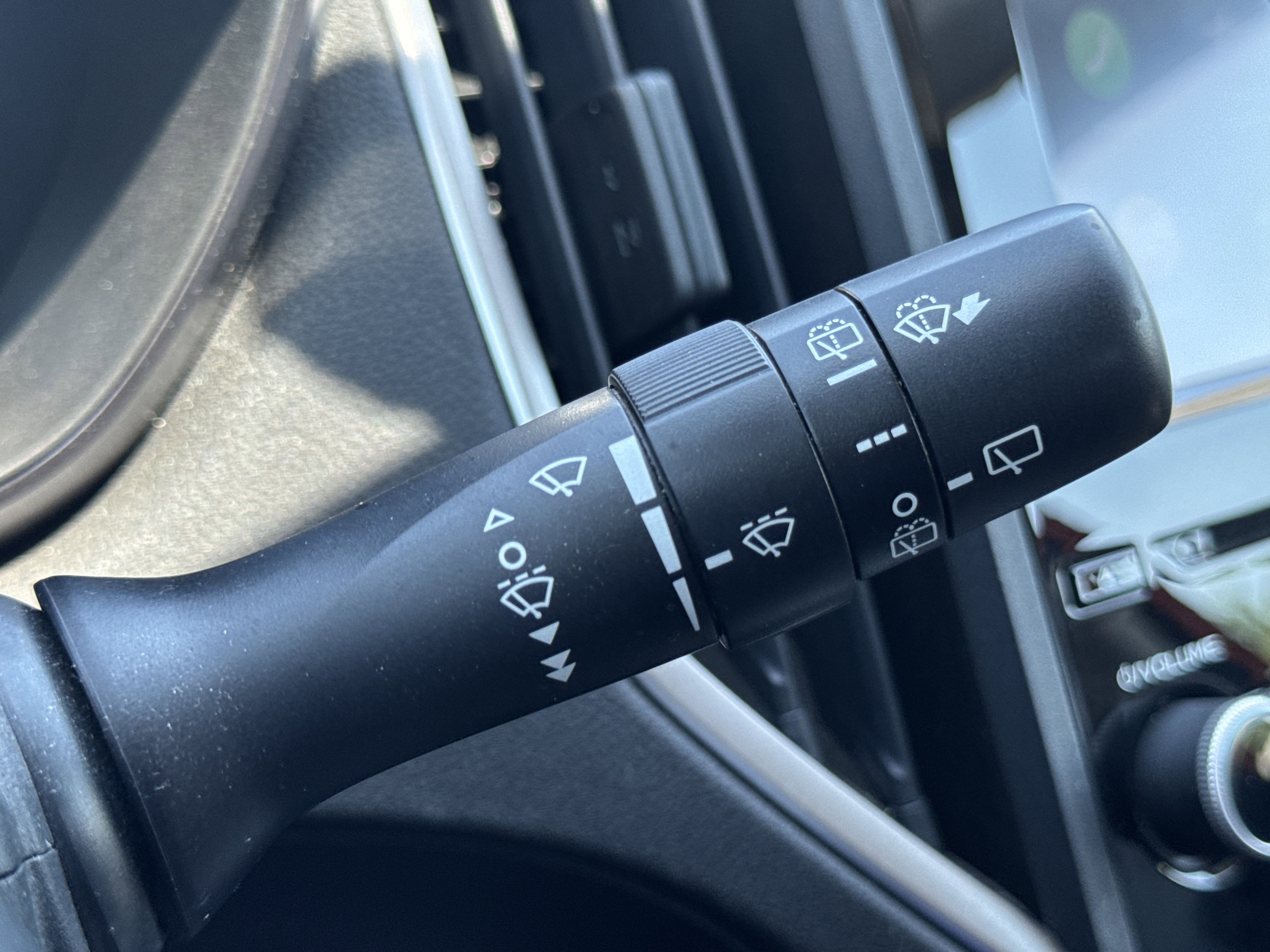 Used 2019 Subaru Crosstrek 2.0i Premium AWD/4WD image 17