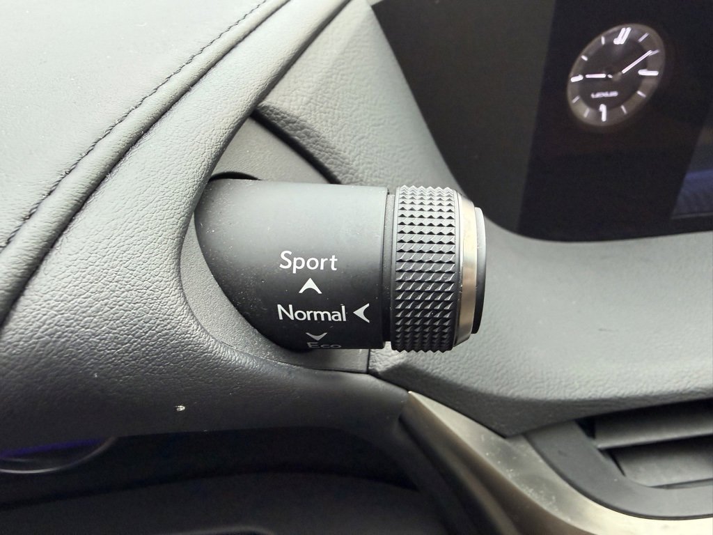 Used 2019 Lexus ES 350 w/ Premium Package image 27