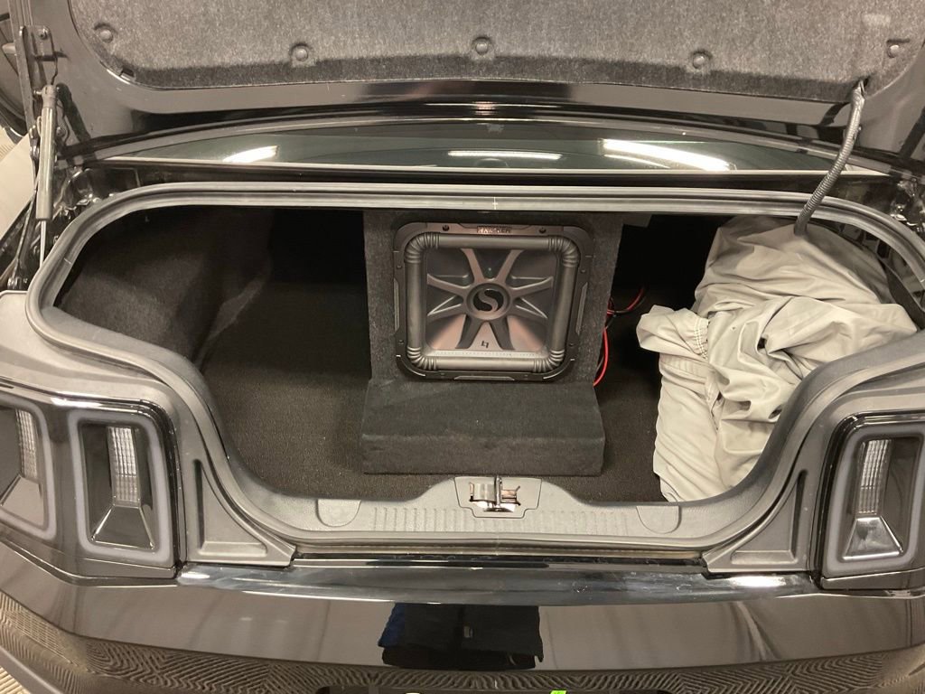 Used 2011 Ford Mustang Shelby GT500 w/ SVT Performance Pkg image 22