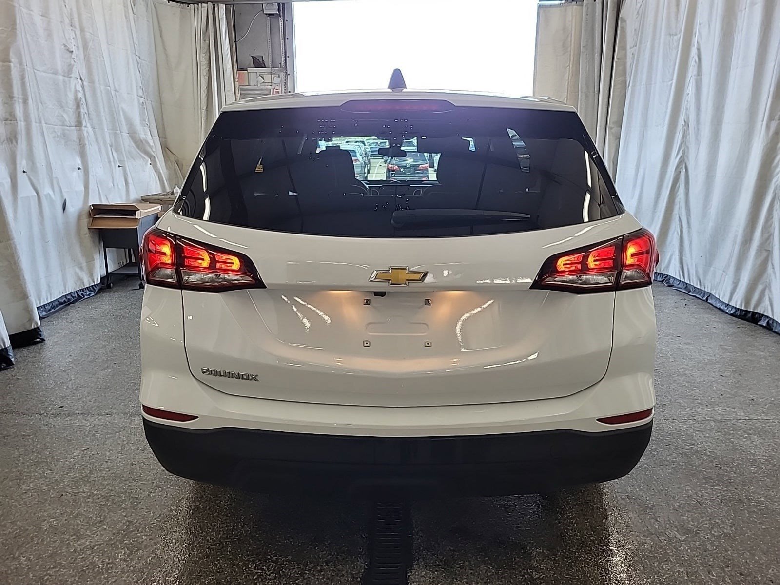 Used 2024 Chevrolet Equinox LS w/ LS Convenience Package FWD image 8