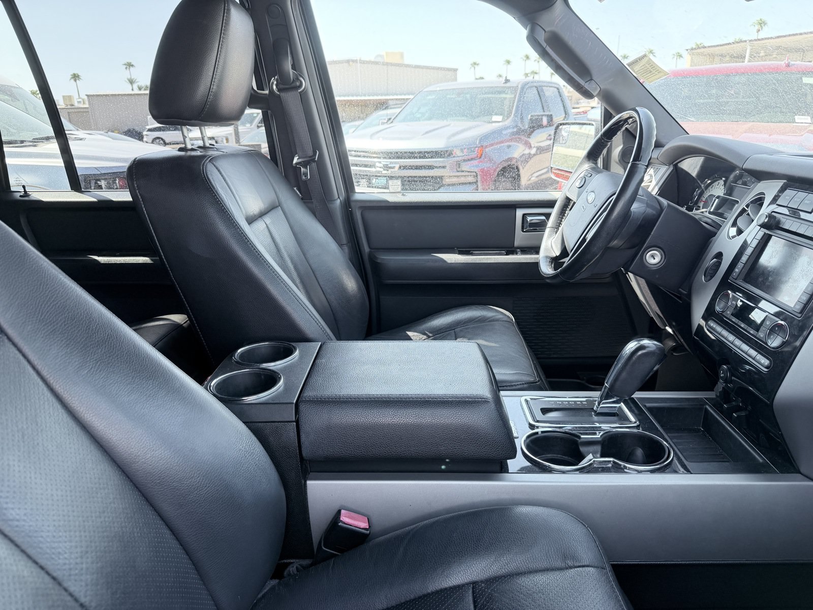 Used 2013 Ford Expedition EL Limited AWD/4WD image 4