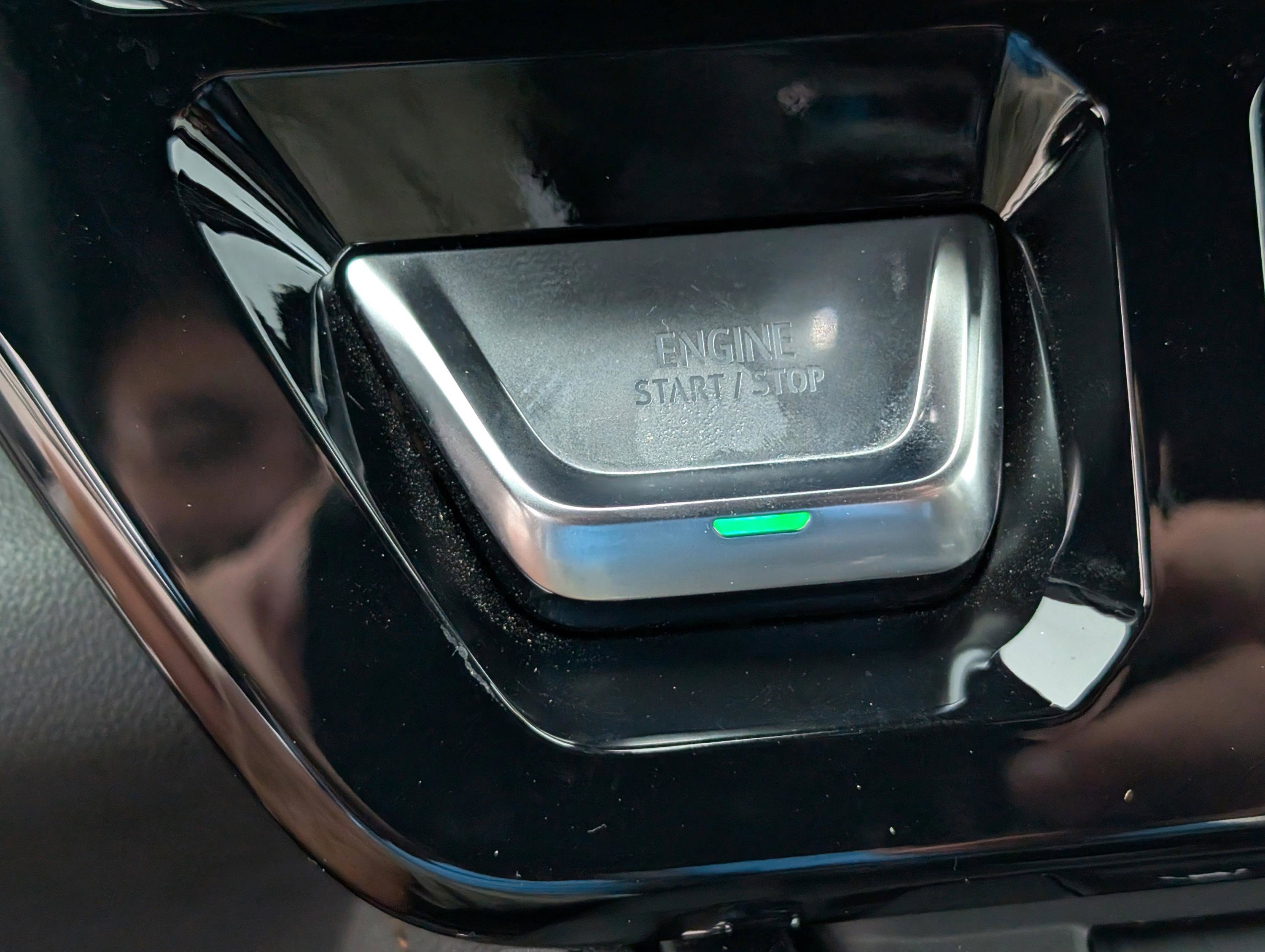 Used 2024 GMC Sierra 1500 AT4 w/ Technology Package image 26