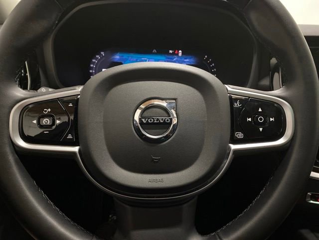 Used 2025 Volvo V60 B5 Cross Country Plus AWD/4WD image 40