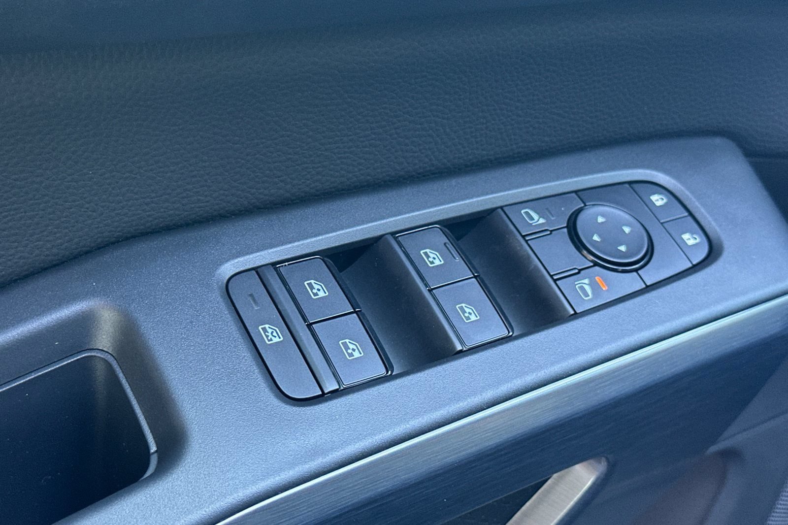 New 2026 Nissan Pathfinder Rock Creek AWD/4WD image 13