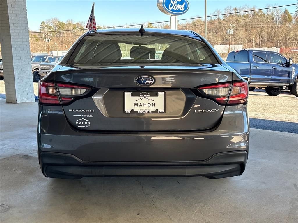 Used 2023 Subaru Legacy Premium image 4