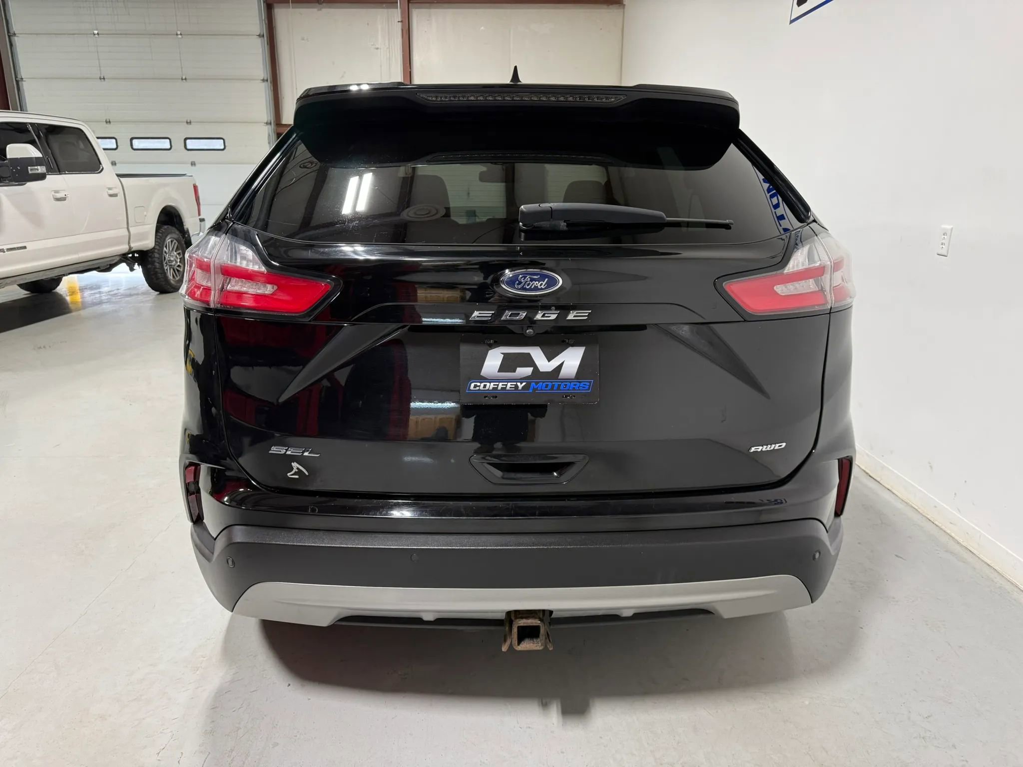 Used 2021 Ford Edge SEL w/ Convenience Package image 5