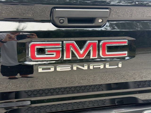 Used 2025 GMC Canyon Denali AWD/4WD image 11