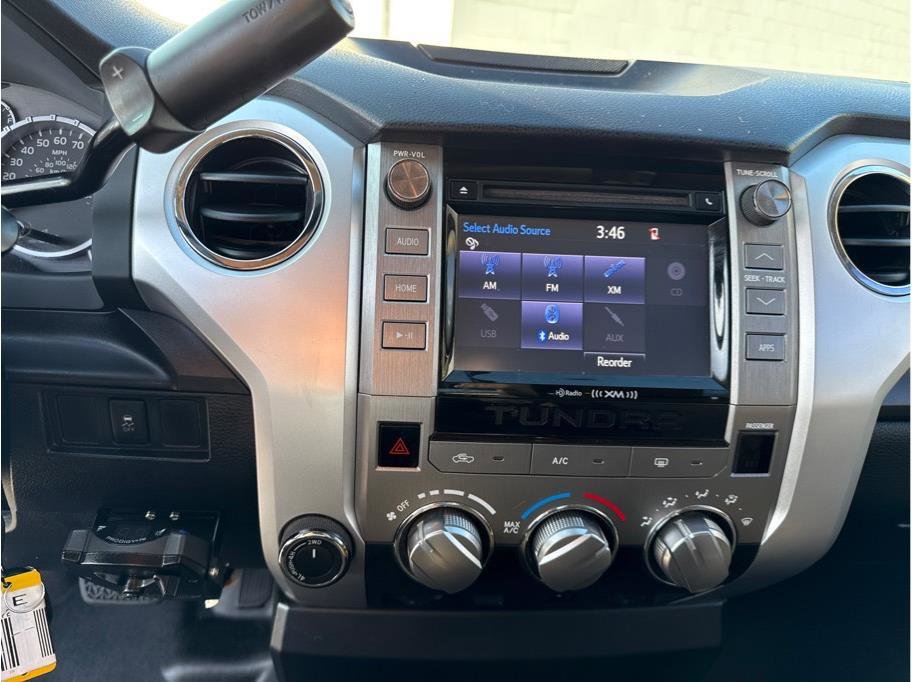 Used 2015 Toyota Tundra SR5 AWD/4WD image 22