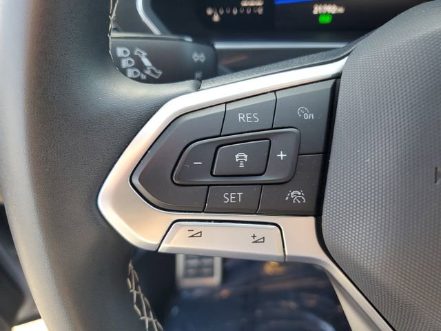 Certified 2023 Volkswagen Tiguan SE R-Line AWD/4WD image 20