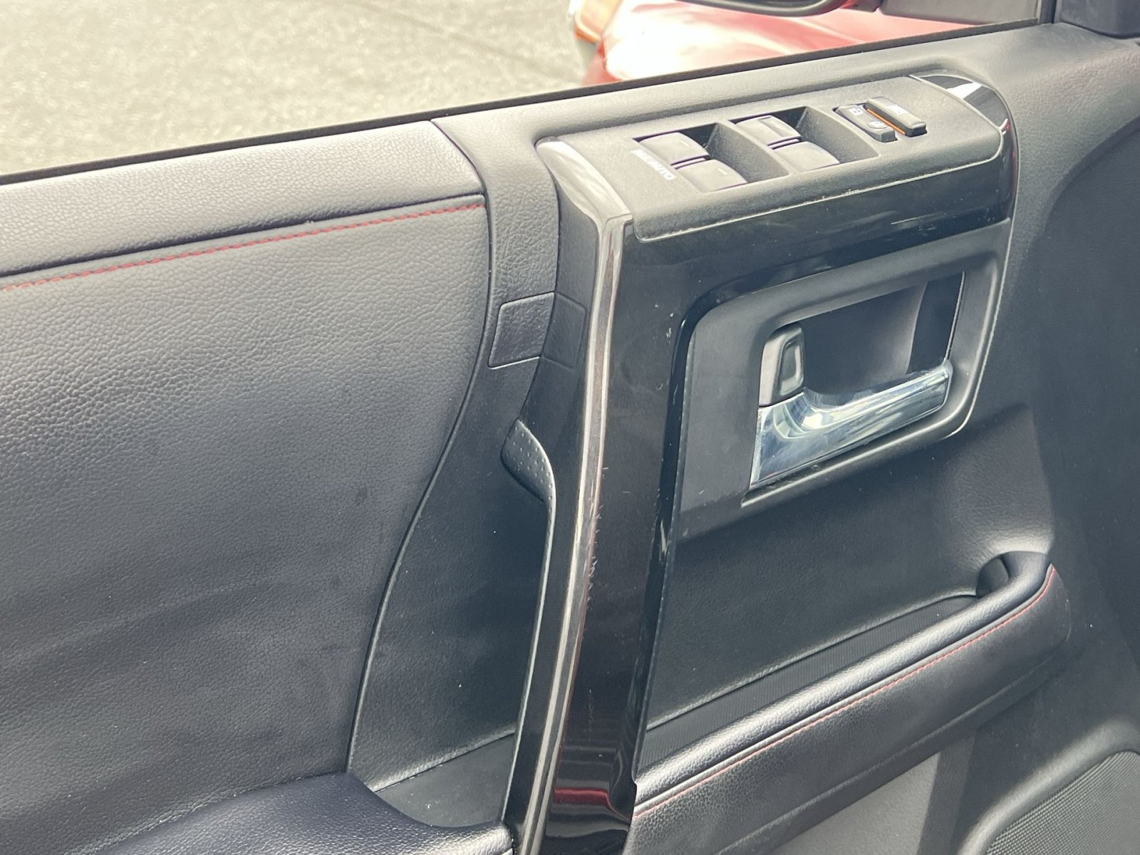 Used 2020 Toyota 4Runner Venture w/ Moonroof Package AWD/4WD image 15