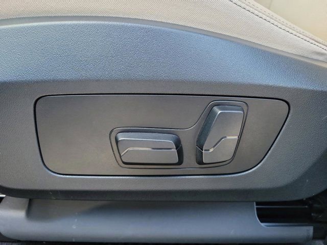 Used 2023 BMW X1 xDrive28i w/ Premium Package AWD/4WD image 11