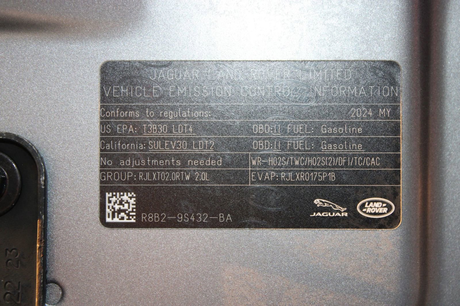 Used 2024 Land Rover Defender 110 S AWD/4WD image 43