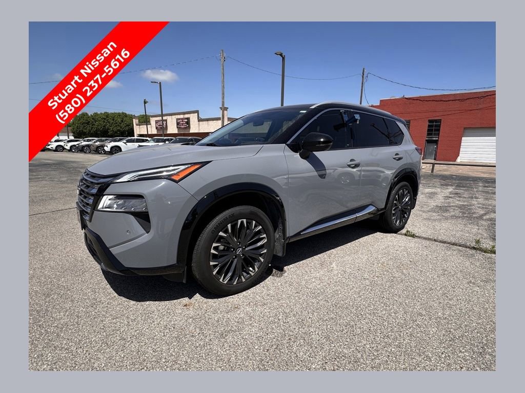 Certified 2024 Nissan Rogue Platinum w/ Platinum Premium Package FWD image 1