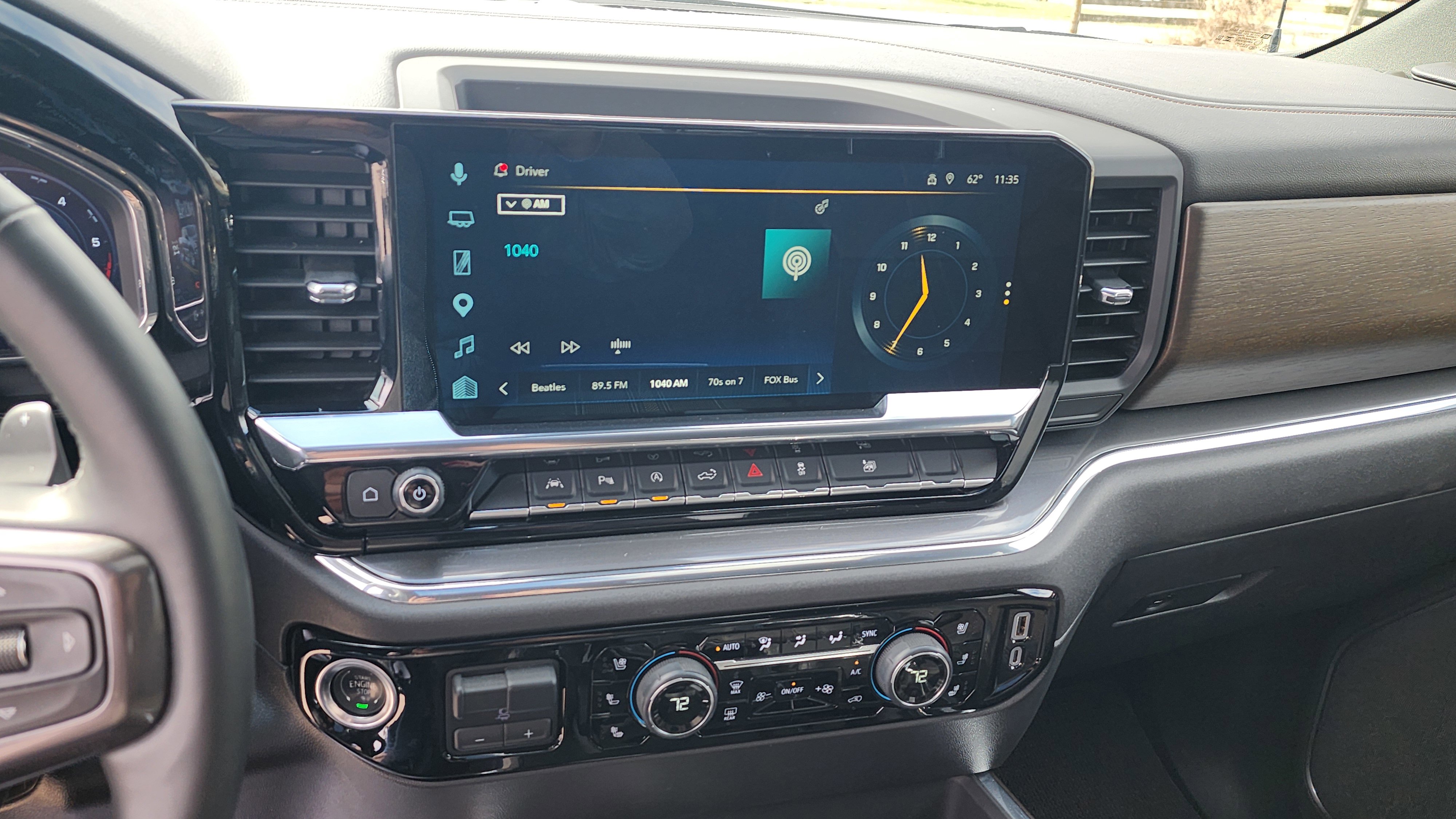 Used 2025 Chevrolet Silverado 1500 High Country w/ Technology Package image 17