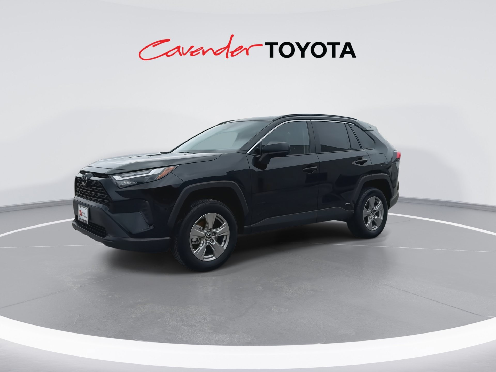 Certified 2025 Toyota RAV4 LE AWD/4WD image 4