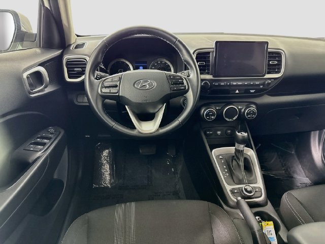 Used 2021 Hyundai Venue SEL w/ Premium Package FWD image 23
