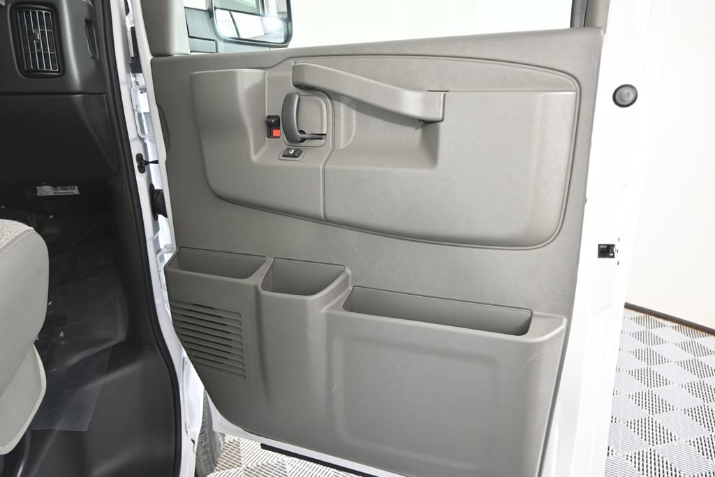 New 2026 Chevrolet Express 3500 w/ Driver Convenience Package RWD image 12