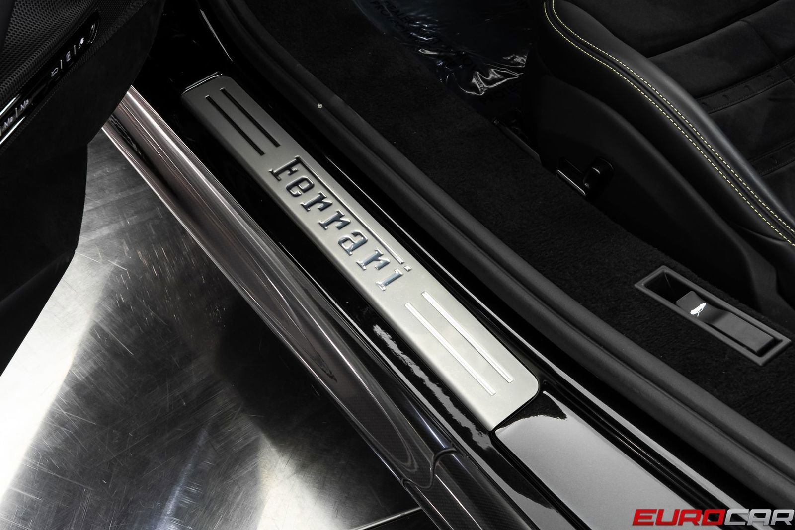 Used 2023 Ferrari SF90 Spider AWD/4WD image 51
