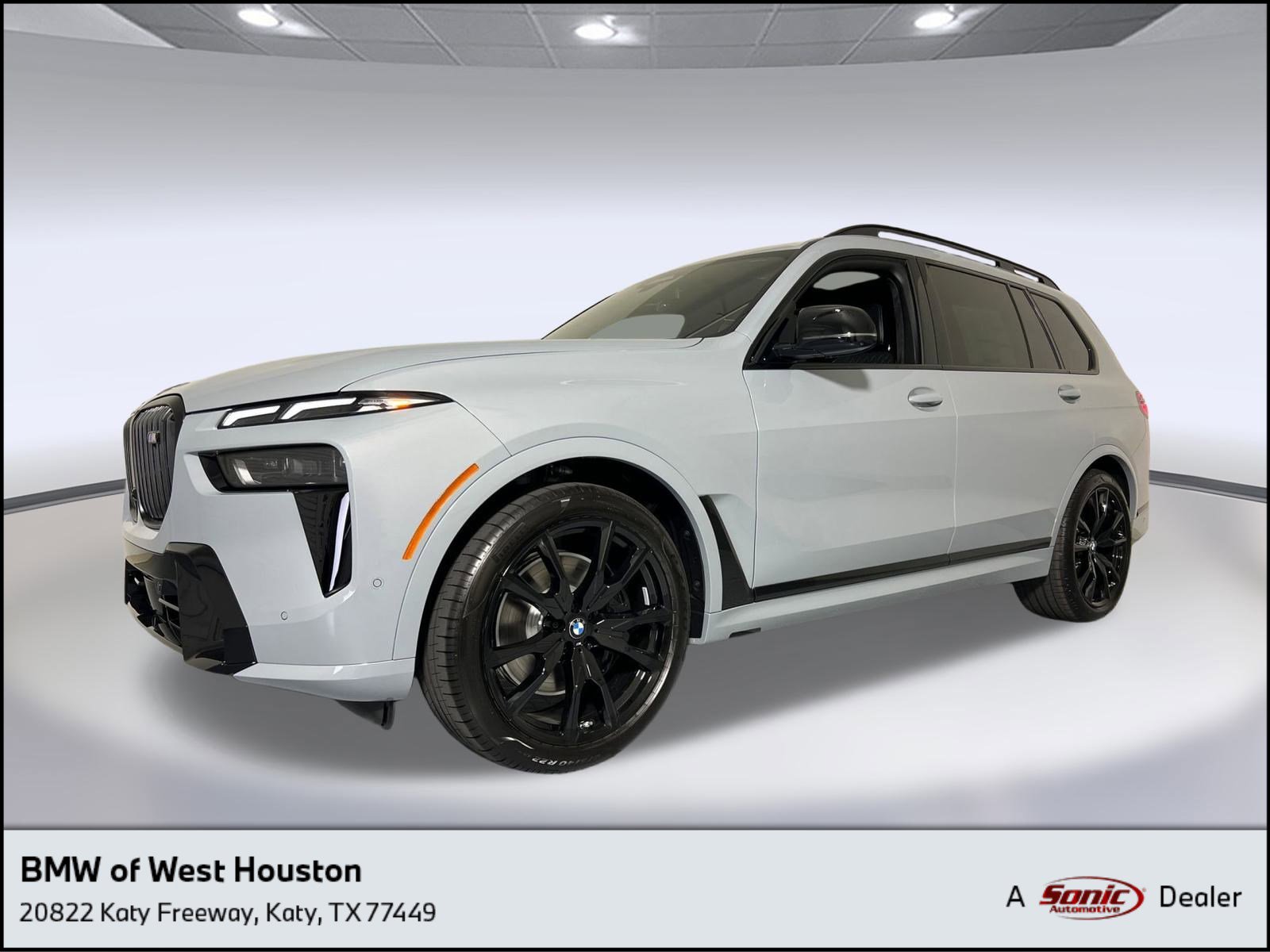 New 2026 BMW X7 M60i image 1