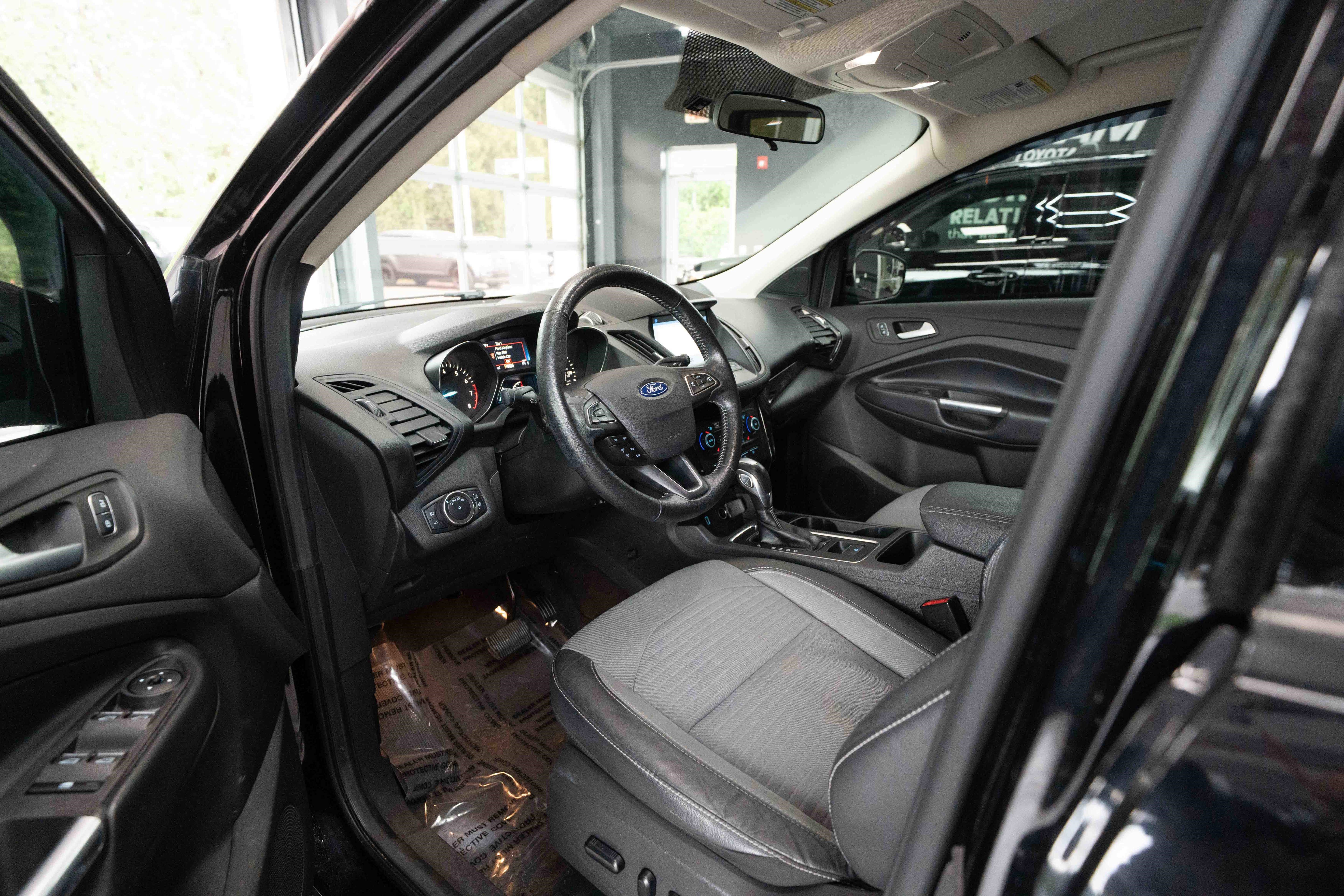 Used 2019 Ford Escape SE AWD/4WD image 8